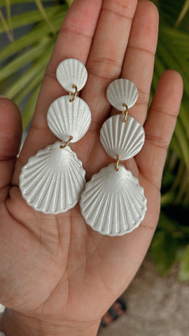 Classic Glam Shells